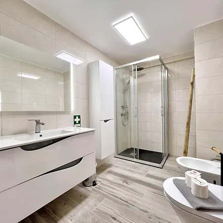 Brightness By Homing * Quarteira